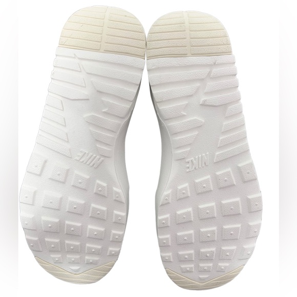 NEW Women’s Nike Air Max Thea Mid - Picture 10 of 10